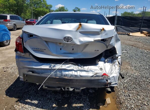 2T1BURHE7JC102601 2018 TOYOTA COROLLA Silver 