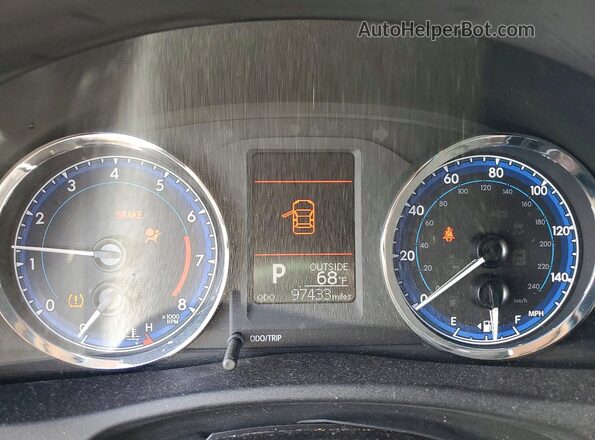 2T1BURHE7JC989830 2018 TOYOTA COROLLA Blue 