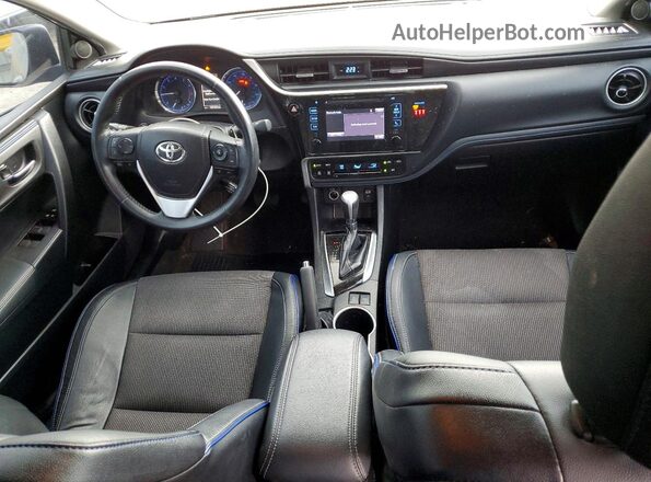 2T1BURHE7KC244657 2019 TOYOTA COROLLA Silver Dashboard view
