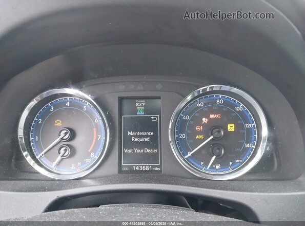 2T1BURHE8HC778114 2017 TOYOTA COROLLA Silver Vista de los asientos traseros