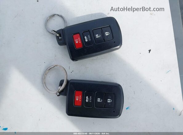 2T1BURHE8HC835217 2017 TOYOTA COROLLA Серый Вид панели приборов