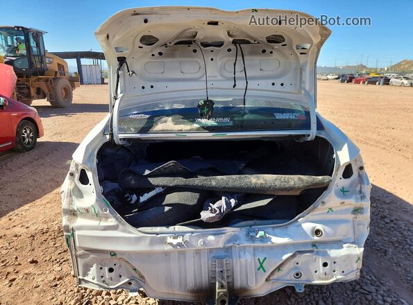 2T1BURHE8HC961609 2017 TOYOTA COROLLA White 