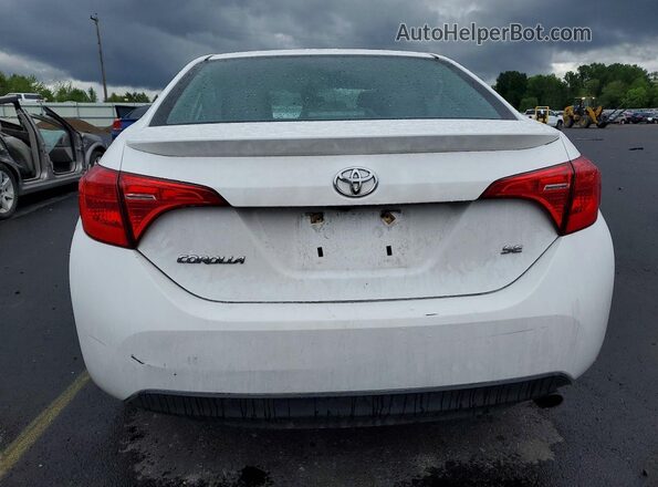 2T1BURHE8JC023860 2018 TOYOTA COROLLA White 