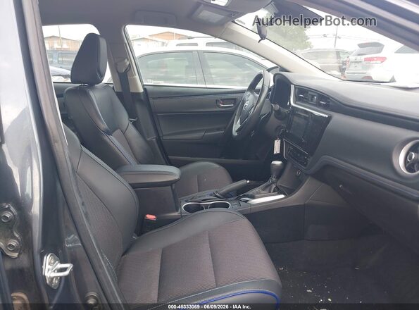 2T1BURHE8JC034096 2018 TOYOTA COROLLA Blue Widok wnętrza z przodu