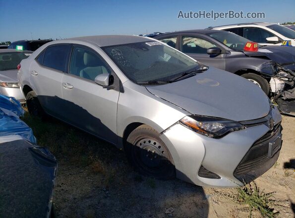 2T1BURHE8JC098767 2018 TOYOTA COROLLA Silver 