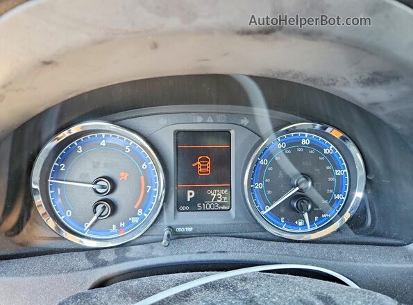 2T1BURHE8KC134779 2019 TOYOTA COROLLA Синий Вид щитка приборов