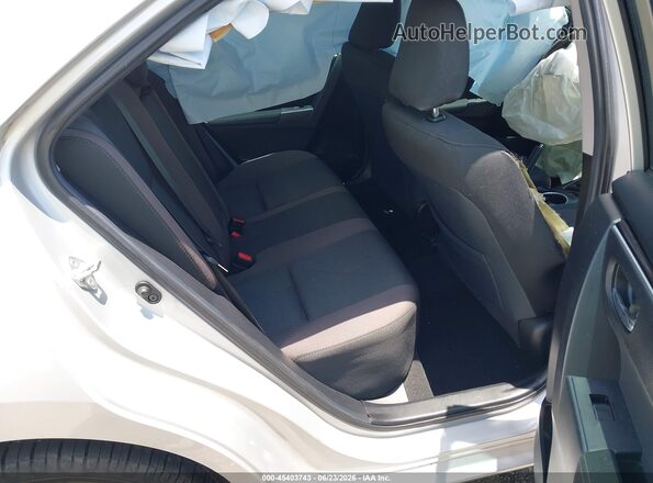2T1BURHE8KC191788 2019 TOYOTA COROLLA Silver Widok naklejki z numerem VIN