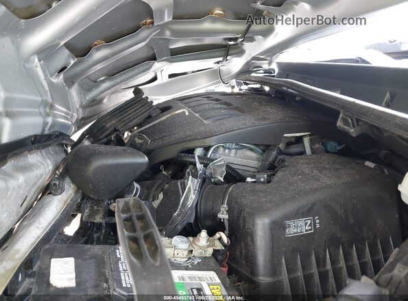 2T1BURHE8KC191788 2019 TOYOTA COROLLA Silver Widok z tyłu