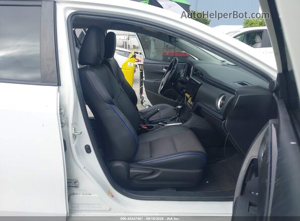 2T1BURHE8KC207097 2019 TOYOTA COROLLA White Front interior view