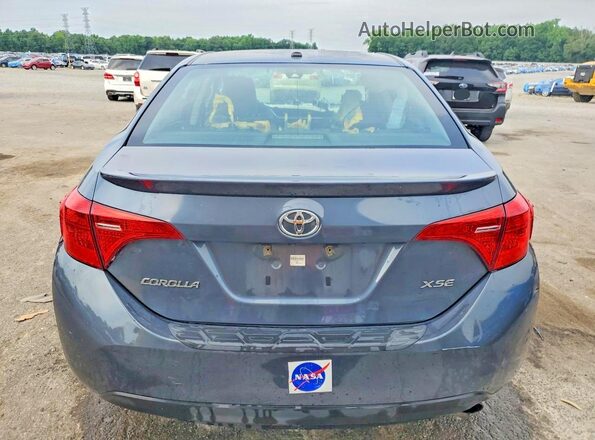 2T1BURHE9HC793446 2017 TOYOTA COROLLA Синий Вид сзади