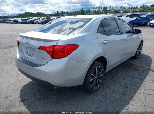 2T1BURHE9HC798632 2017 TOYOTA COROLLA Серебряный Задняя правая четверть