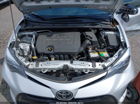2T1BURHE9HC798632 2017 TOYOTA COROLLA Серебряный Вид сзади