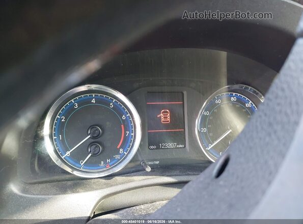 2T1BURHE9HC906294 2017 TOYOTA COROLLA Silver Vista de los asientos traseros