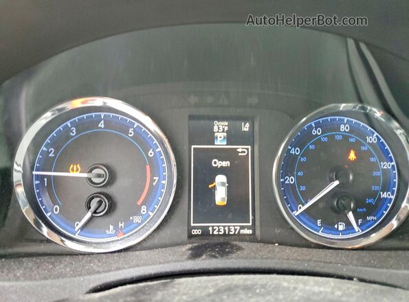2T1BURHE9HC931499 2017 TOYOTA COROLLA Silver Սարքավորումների վահանակի տեսք