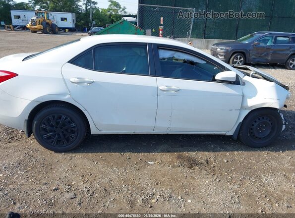 2T1BURHE9JC044281 2018 TOYOTA COROLLA Белый Вид задней части салона