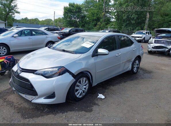 2T1BURHE9JC051151 2018 TOYOTA COROLLA Silver Передня ліва чверть