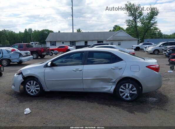 2T1BURHE9JC051151 2018 TOYOTA COROLLA Silver Панорамний вид салону 360°