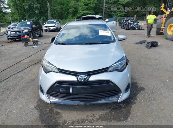 2T1BURHE9JC051151 2018 TOYOTA COROLLA Silver Вид щитка приладів