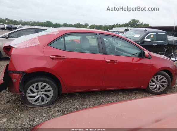2T1BURHE9JC052946 2018 TOYOTA COROLLA Red Вид задньої частини салону