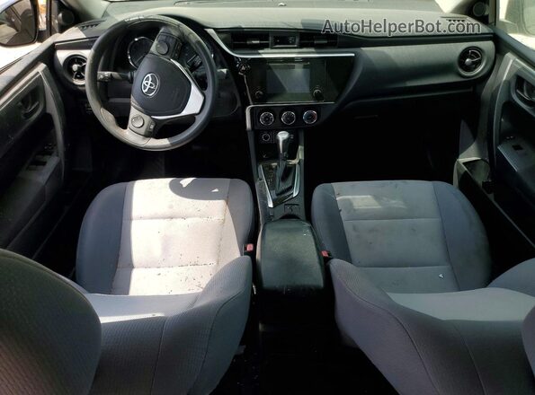 2T1BURHE9JC073313 2018 TOYOTA COROLLA Черный Вид панели приборов