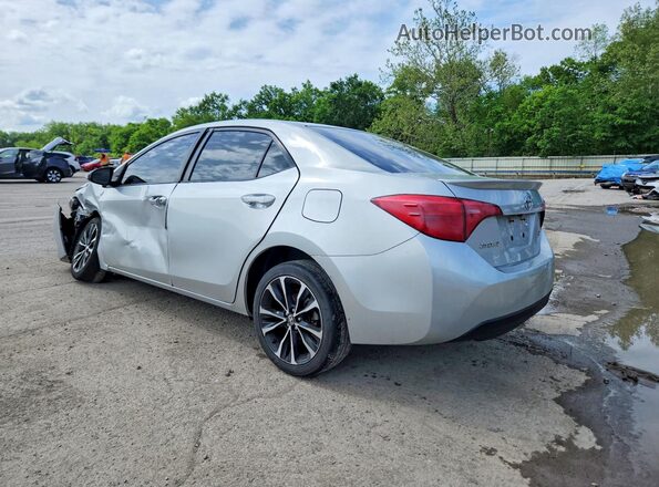 2T1BURHE9JC088958 2018 TOYOTA COROLLA Silver 