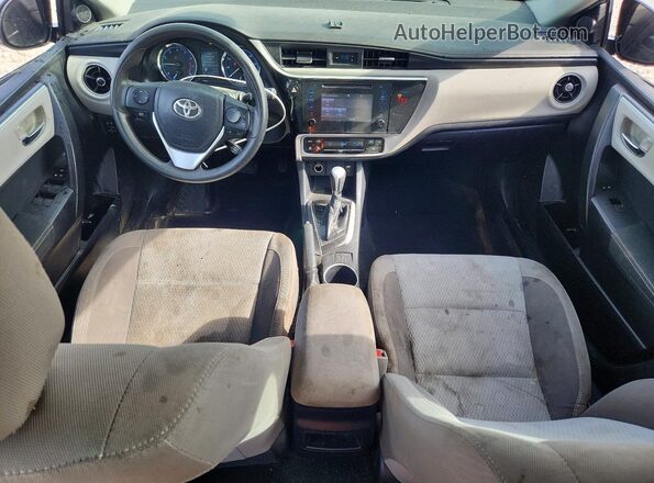 2T1BURHE9JC121859 2018 TOYOTA COROLLA Blue 