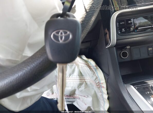 2T1BURHE9JC987304 2018 TOYOTA COROLLA Gray წინა პანელის ხედი