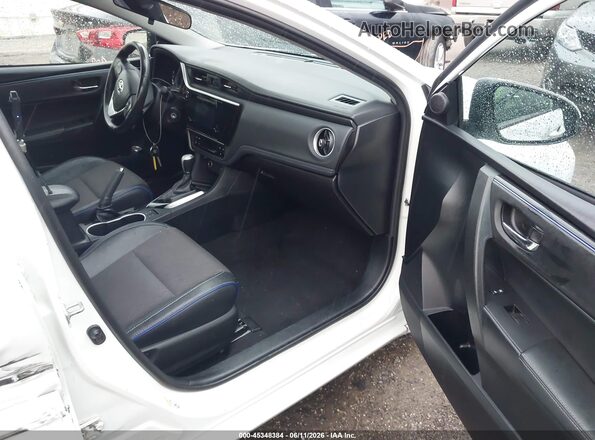 2T1BURHE9JC991725 2018 TOYOTA COROLLA White Widok wnętrza z przodu