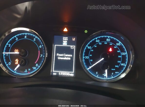 2T1BURHEXHC827443 2017 TOYOTA COROLLA Burgundy Widok tylnych siedzeń