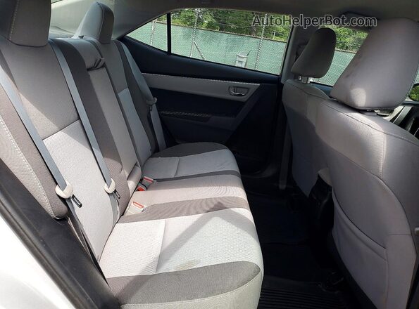 2T1BURHEXHC860233 2017 TOYOTA COROLLA Silver Rear seats view