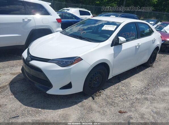 2T1BURHEXHC864993 2017 TOYOTA COROLLA White წინა მარცხენა ხედი სამი მეოთხედიდან
