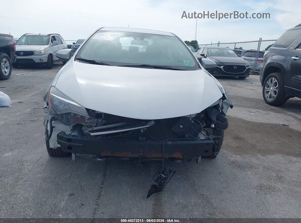 2T1BURHEXHC903338 2017 TOYOTA COROLLA Silver Դիմացի տեսք