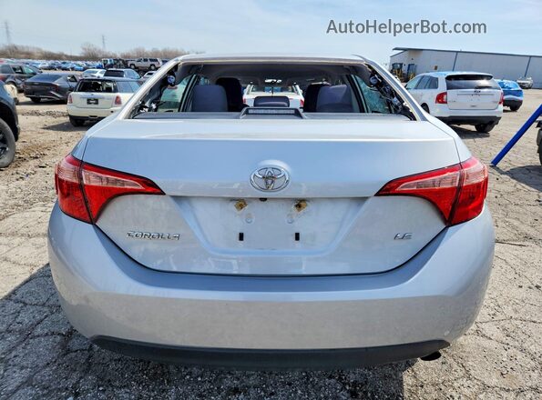 2T1BURHEXJC045617 2018 TOYOTA COROLLA Silver უკანა ხედი