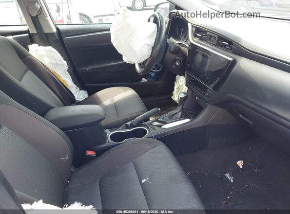 2T1BURHEXJC051501 2018 TOYOTA COROLLA Blue Front interior view