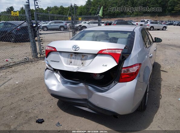 2T1BURHEXJC078567 2018 TOYOTA COROLLA Gray Widok z przodu