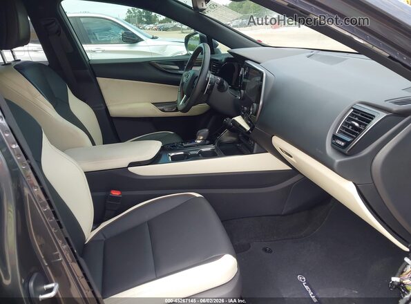 2T2ADCAZ1RC013751 2024 LEXUS NX 250 Gray Front interior view