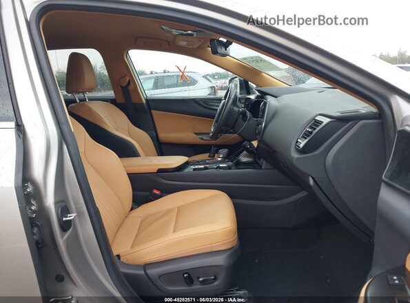 2T2ADCAZ4PC004748 2023 LEXUS NX 250 Silver Вид салону спереду