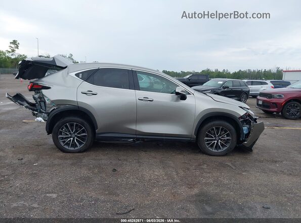 2T2ADCAZ4PC004748 2023 LEXUS NX 250 Silver Вид задньої частини салону
