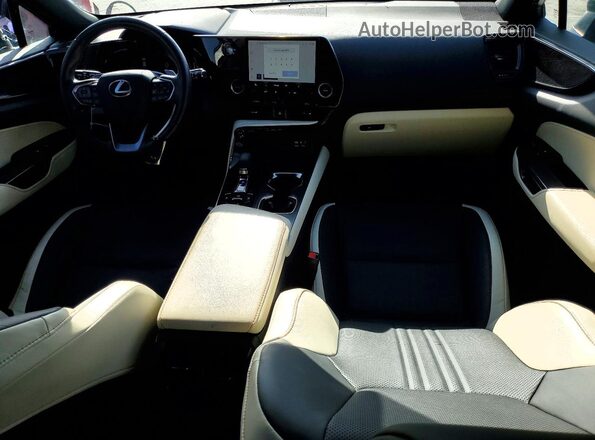 2T2ADCAZ9RC009947 2024 LEXUS NX Gray Vista del salpicadero