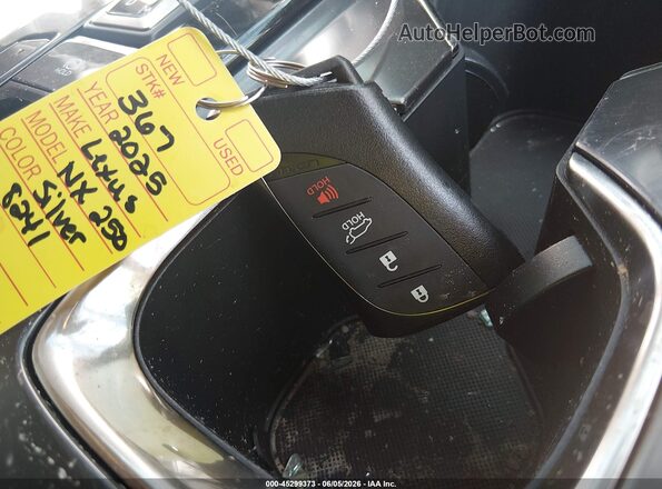 2T2ADCAZ9SC031033 2025 LEXUS NX 250 Silver წინა პანელის ხედი