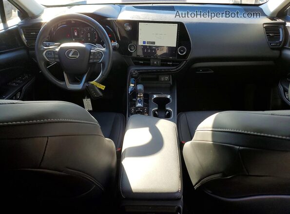 2T2AGCEZ4RC050522 2024 LEXUS NX Gray Vista del salpicadero