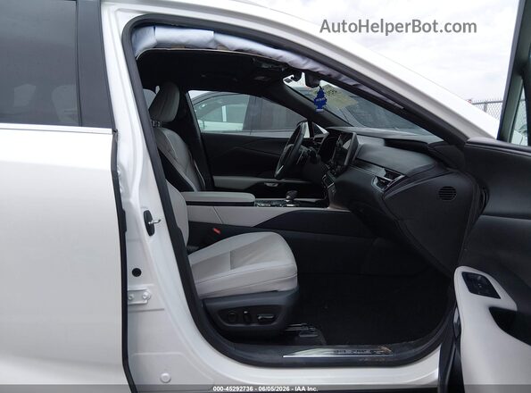 2T2BAMBA4RC037179 2024 LEXUS RX 350 White Front interior view