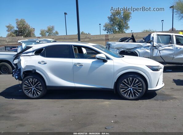 2T2BAMBA9PC015837 2023 LEXUS RX 350 White უკანა სალონის ხედი