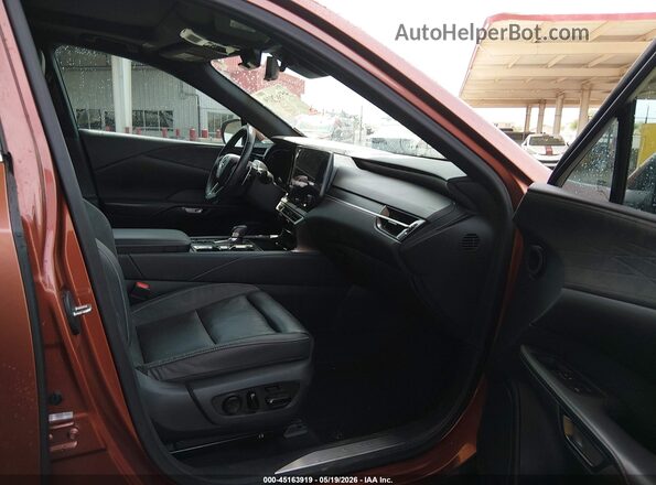 2T2BAMBAXPC004135 2023 LEXUS RX 350 Orange Вид салону спереду