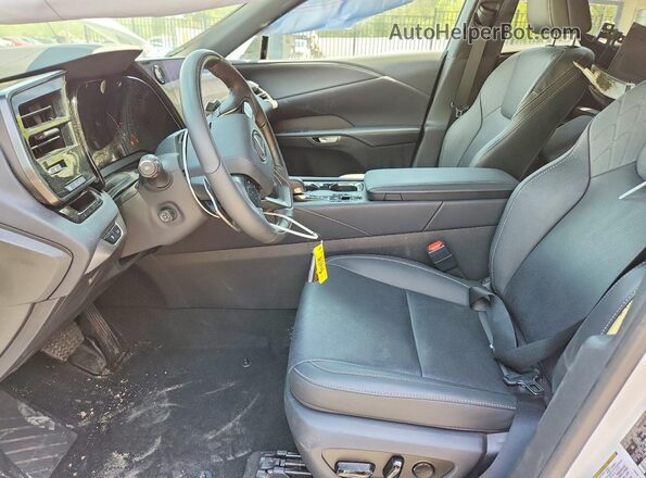 2T2BAMCA0RC084840 2024 LEXUS RX White Front interior view