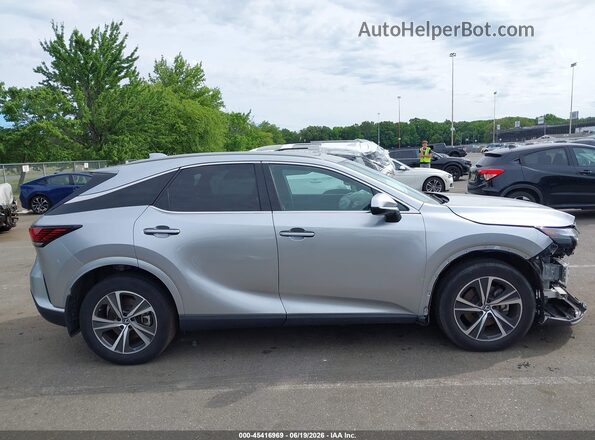 2T2BAMCA1RC051944 2024 LEXUS RX 350 Silver Rear interior view