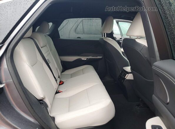 2T2BAMCA2PC006816 2023 LEXUS RX Gray Vista interior trasera