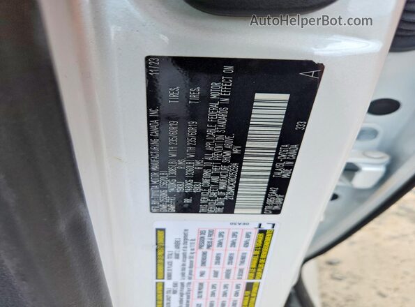 2T2BAMCA2RC052584 2024 LEXUS RX White VIN կոդի պիտակի տեսք