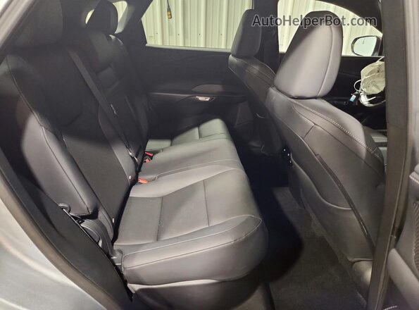 2T2BAMCA5PC010875 2023 LEXUS RX Silver Вид задньої частини салону