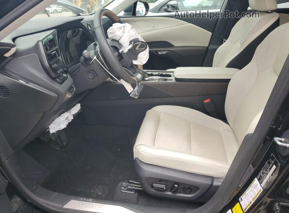 2T2BAMCA6SC102621 2025 LEXUS RX Черный 